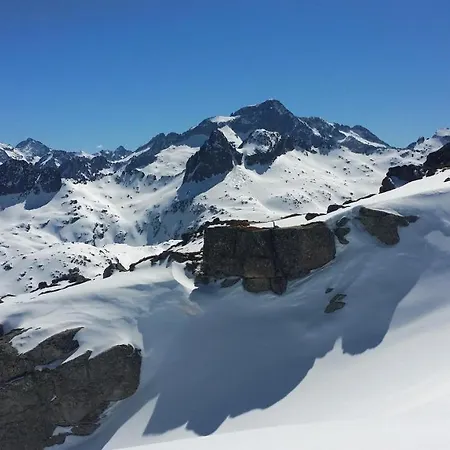 Hébergement de vacances Gite L'estibère En Val D'azun Aucun